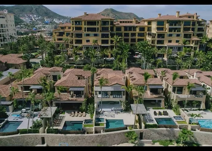 1 Bd 5-star Beachfront Paradise Сasa de vacaciones Cabo San Lucas