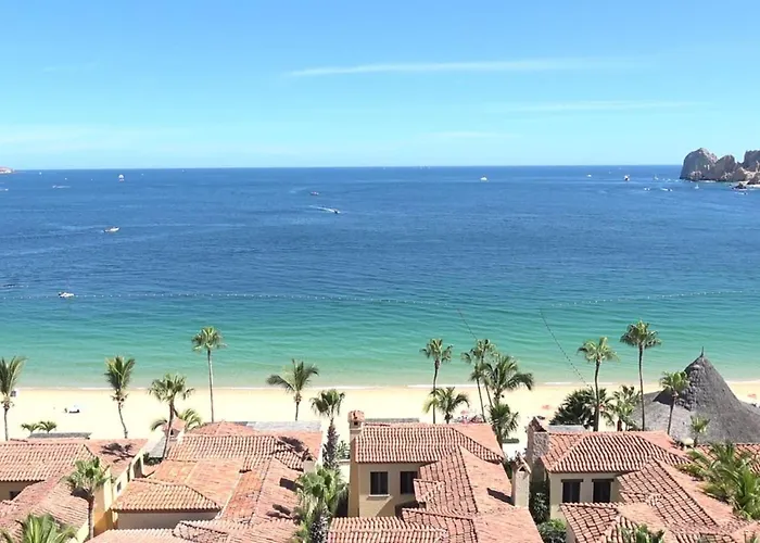 1 Bd 5-star Beachfront Paradise